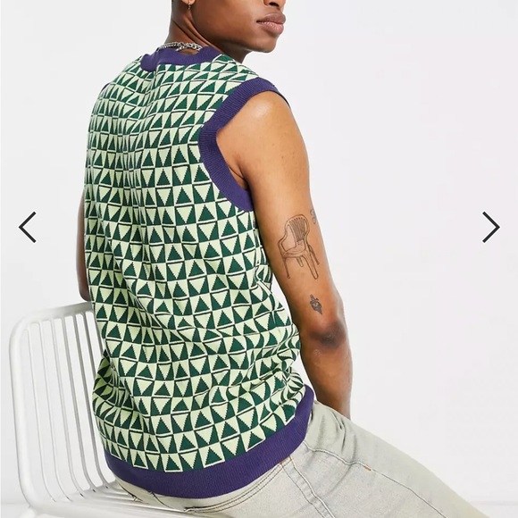 Men’s Knit Tank Sweater Vest in Green geo pattern - Picture 4 of 5